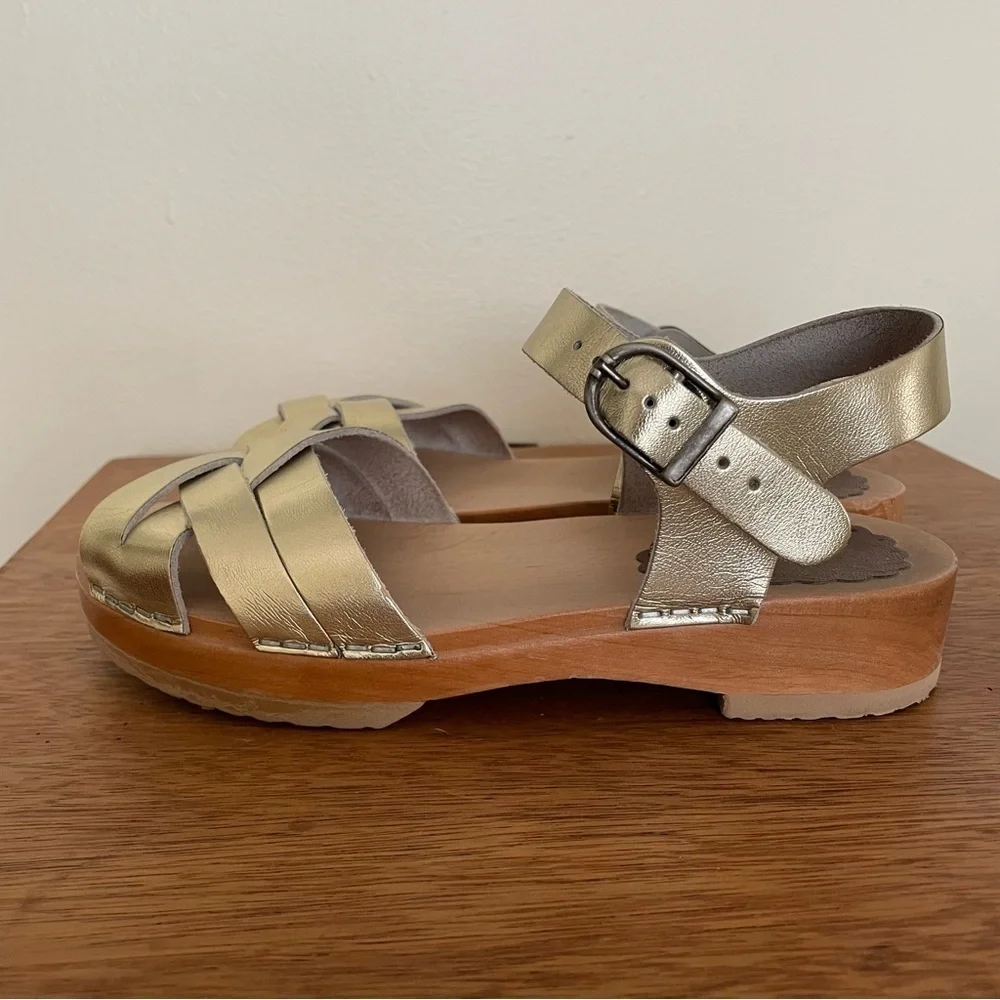 Hanna Andersson Gold Kids Sandals